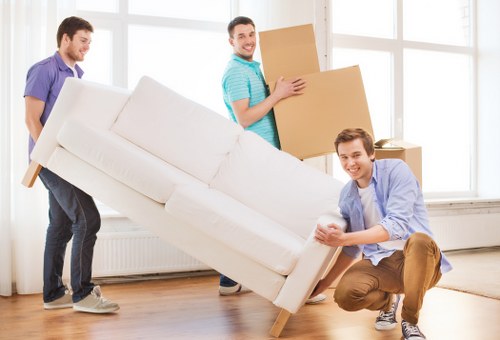 Careful loading support for a central London flat move in Mayfair